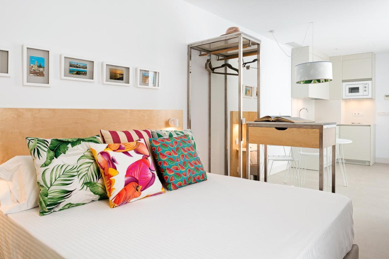 Apartamentos Y Estudios Centricos Conil Home Suite Коніль-де-ла-Фронтера Екстер'єр фото